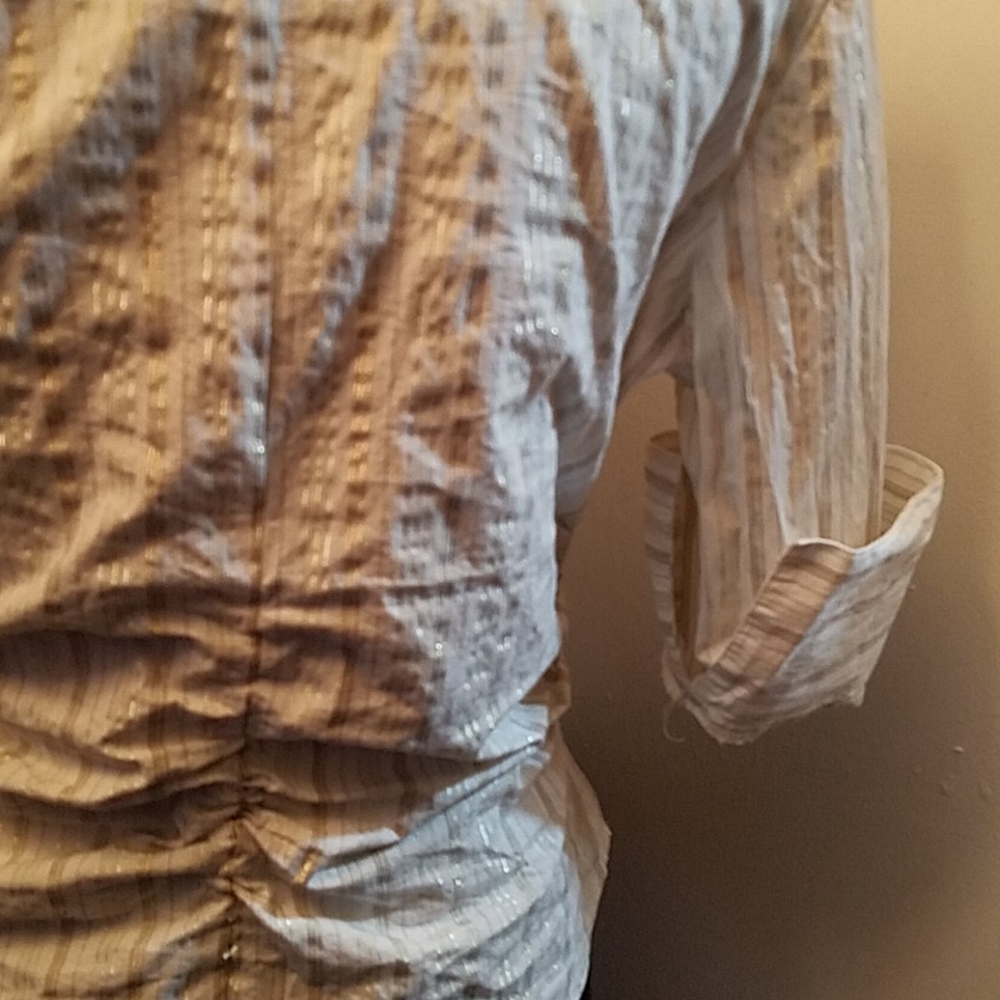 Pretty shirt - Picture 4 of 5